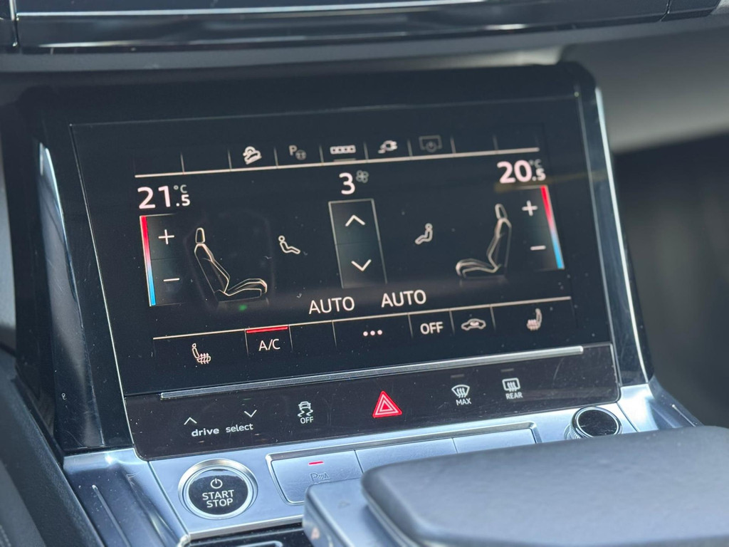 Audi e-tron Sportback 50 quattro S-LINE SOH 97,8% l PANO l CAMERA l MATRIX l SFEER l ADAPT.CRUISE l TREKH l ORG.NL l DEALER OND l 48447985-11.jpg | Meerauto.nl