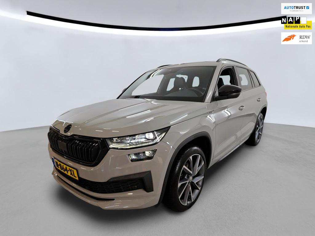 Škoda Kodiaq 1.5 TSI Sportline DSG VOL! PANO l CANTON l CAMERA l TREKHAAK l ACC l SFEER l ORG.NL l 1e EIG l DEALER OH 50988359-0.jpg | Meerauto.nl