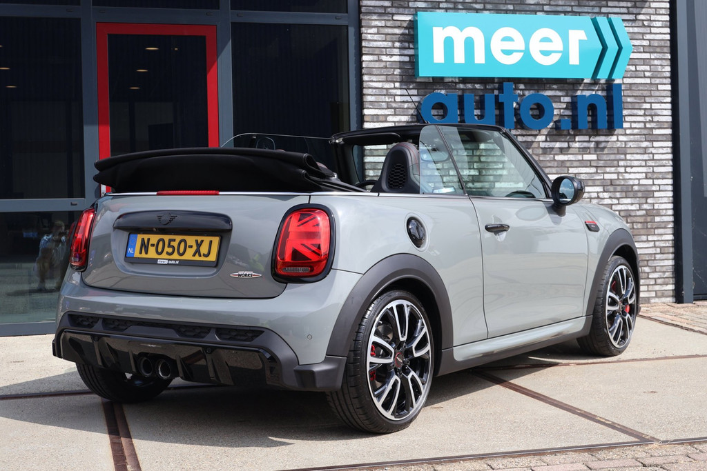 MINI Cooper Cabrio 2.0 231pk John Works JCW VOL! HUD l H/K l SCHAALSTOELEN l CAMERA l KEYLESS l ADAPT.CRUISE l CARPLAY l SFEER 55058060-13.jpg | Meerauto.nl