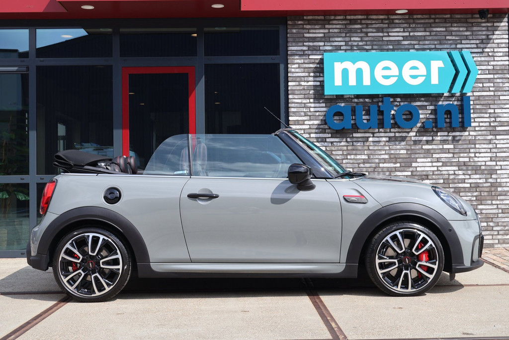 MINI Cooper Cabrio 2.0 231pk John Works JCW VOL! HUD l H/K l SCHAALSTOELEN l CAMERA l KEYLESS l ADAPT.CRUISE l CARPLAY l SFEER 55058060-16.jpg | Meerauto.nl