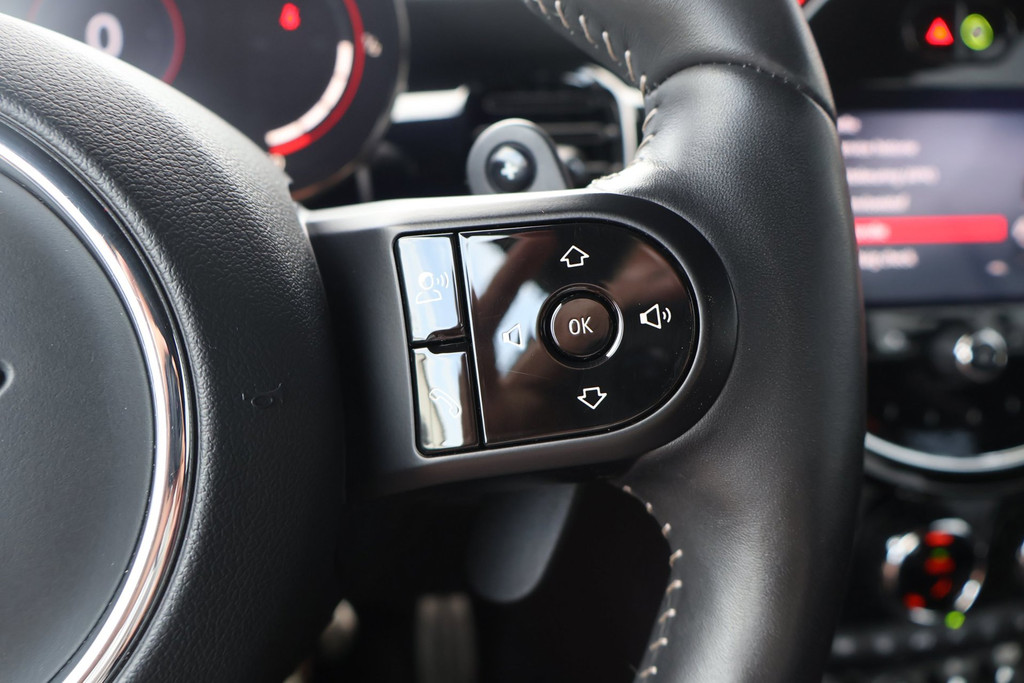 MINI Cooper Cabrio 2.0 231pk John Works JCW VOL! HUD l H/K l SCHAALSTOELEN l CAMERA l KEYLESS l ADAPT.CRUISE l CARPLAY l SFEER 55058060-23.jpg | Meerauto.nl