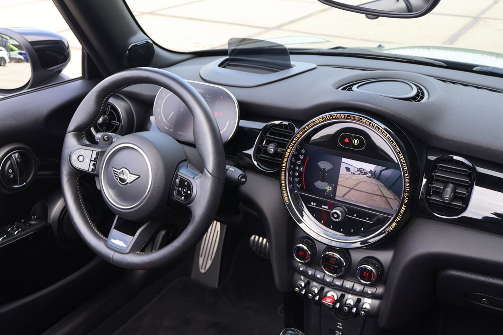 MINI Cooper Cabrio 2.0 231pk John Works JCW VOL! HUD l H/K l SCHAALSTOELEN l CAMERA l KEYLESS l ADAPT.CRUISE l CARPLAY l SFEER 55058060-6.jpg | Meerauto.nl